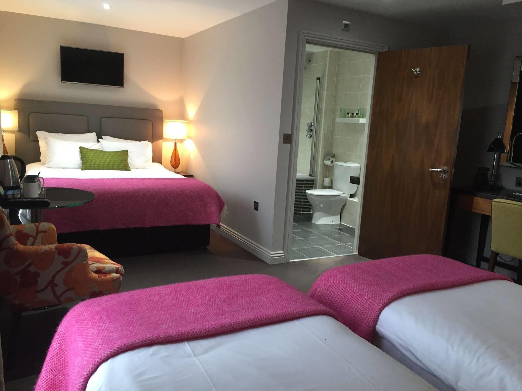 The Churchill Hotel York Bagian luar foto